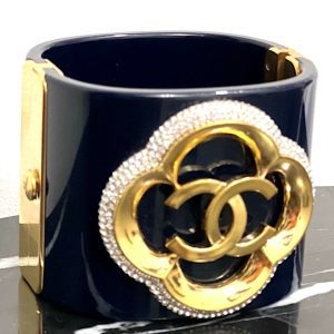 CHANEL CC LUCITE & CRYSTALS CUFF BRACELET