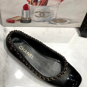 CHANEL CC CAP TOE CHAIN EMBELLISHED TRIM FLAT SHOES