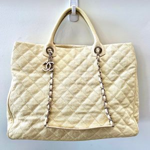 CHANEL QUILTED CAVIAR SHOPPING TOTE