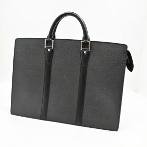 Louis Vuitton Porte Documents Rosan in Black Taiga Leather