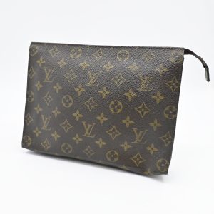 Louis Vuitton Toiletry 26 in Monogram Canvas