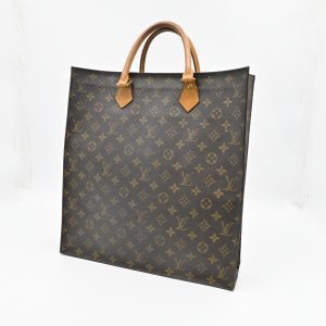 Louis Vuitton Sac Plat in Monogram Canvas