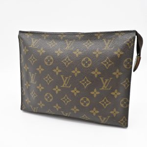 Louis Vuitton Toiletry 26 in Monogram Canvas