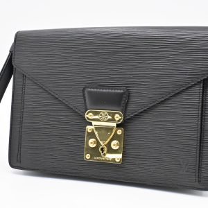 Louis Vuitton Sellier Dragonne in Black Epi Leather