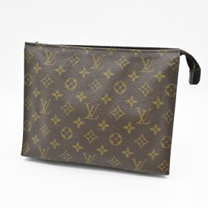 Louis Vuitton Toiletry 26 in Monogram Canvas
