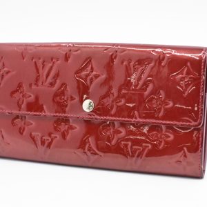 Louis Vuitton Sarah Wallet in Red Vernis Leather