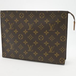 Louis Vuitton Toiletry 26 in Monogram Canvas