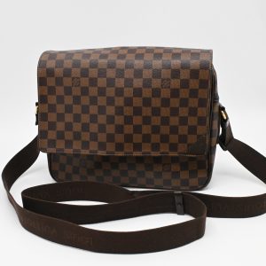 Louis Vuitton Shelton MM in Damier Ebene Canvas