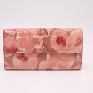 Louis Vuitton Sarah Wallet in Rose Ikat Vernis Leather