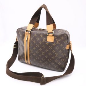 Louis Vuitton Sac Bosphore Messenger Bag in Monogram Canvas