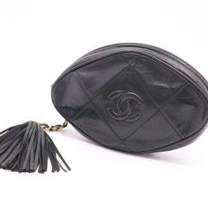 Chanel Pouch in Black Leather