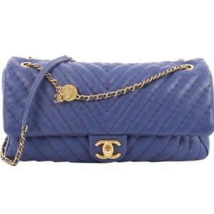 CHANEL CHEVRON MEDALLION CHARM FLAP BAG-HS