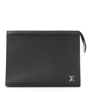 LOUIS VUITTON TAIGA POCHETTE VOYAGE MM BAG