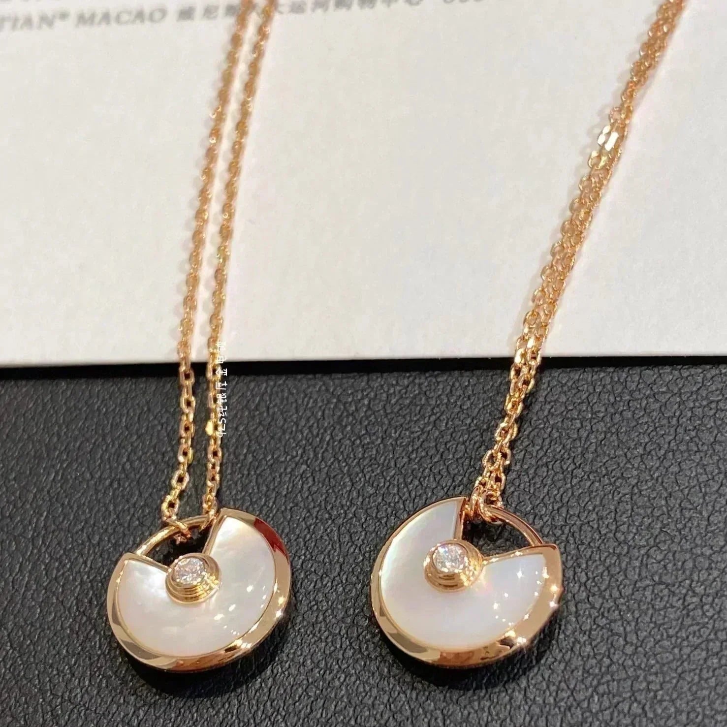 Cartier AMULETTE ROSE GOLD MOP NECKLACE - Image 2