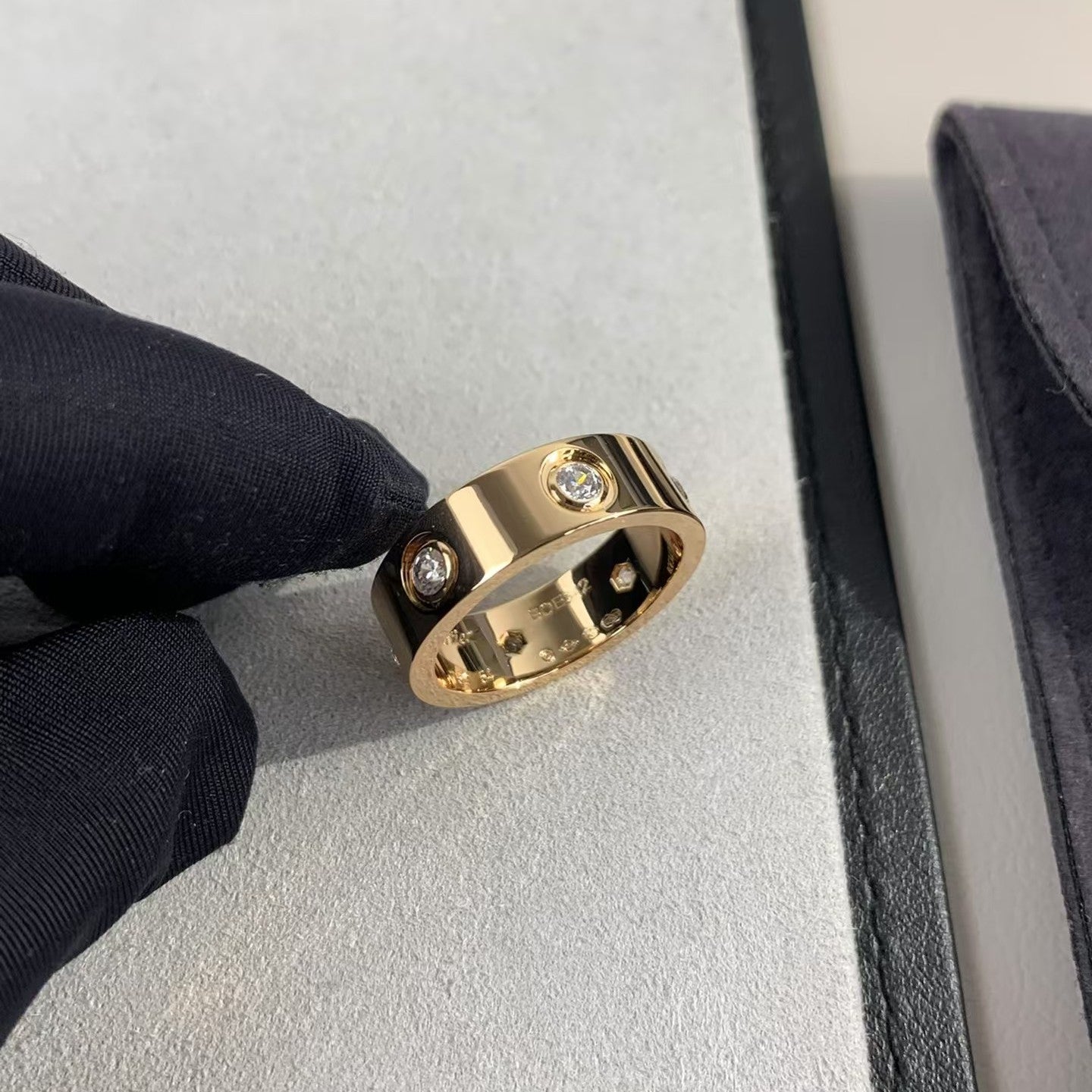 CartierLOVE RING 5.5MM 6 DIAMONDS PINK GOLD - Image 5