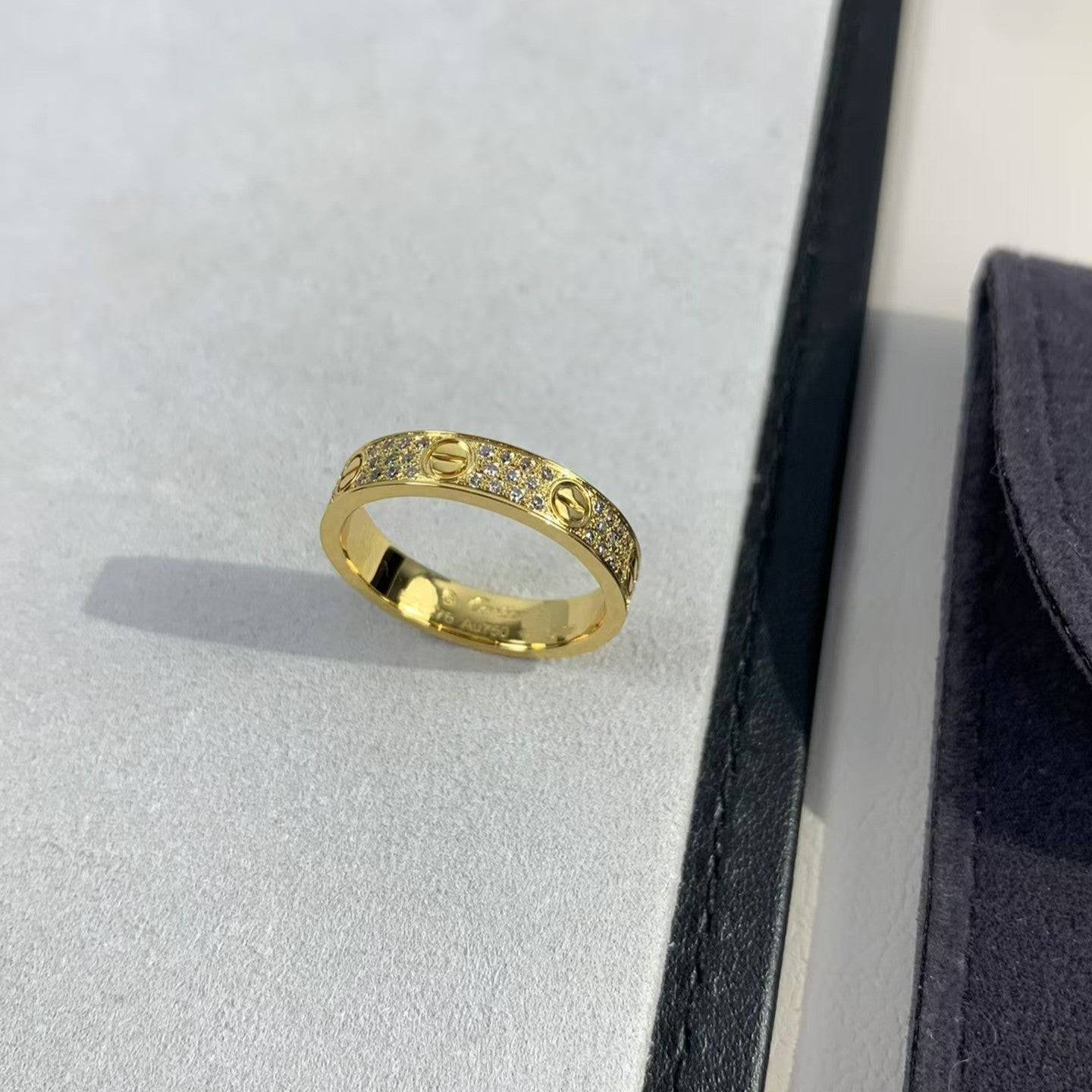 CartierLOVE RING 3.6MM DIAMOND PAVED - Image 5