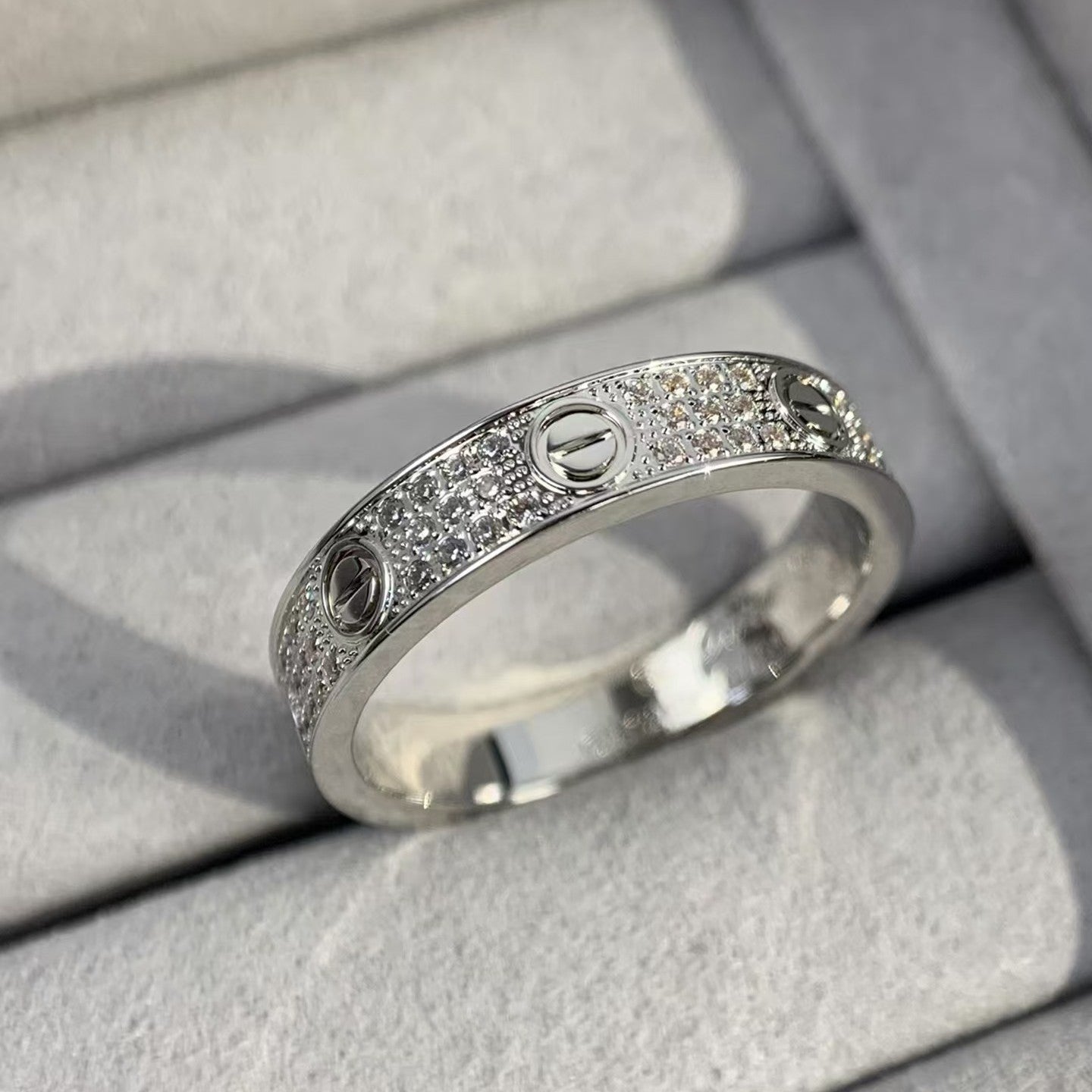 CartierLOVE RING 3.6MM DIAMOND PAVED - Image 7