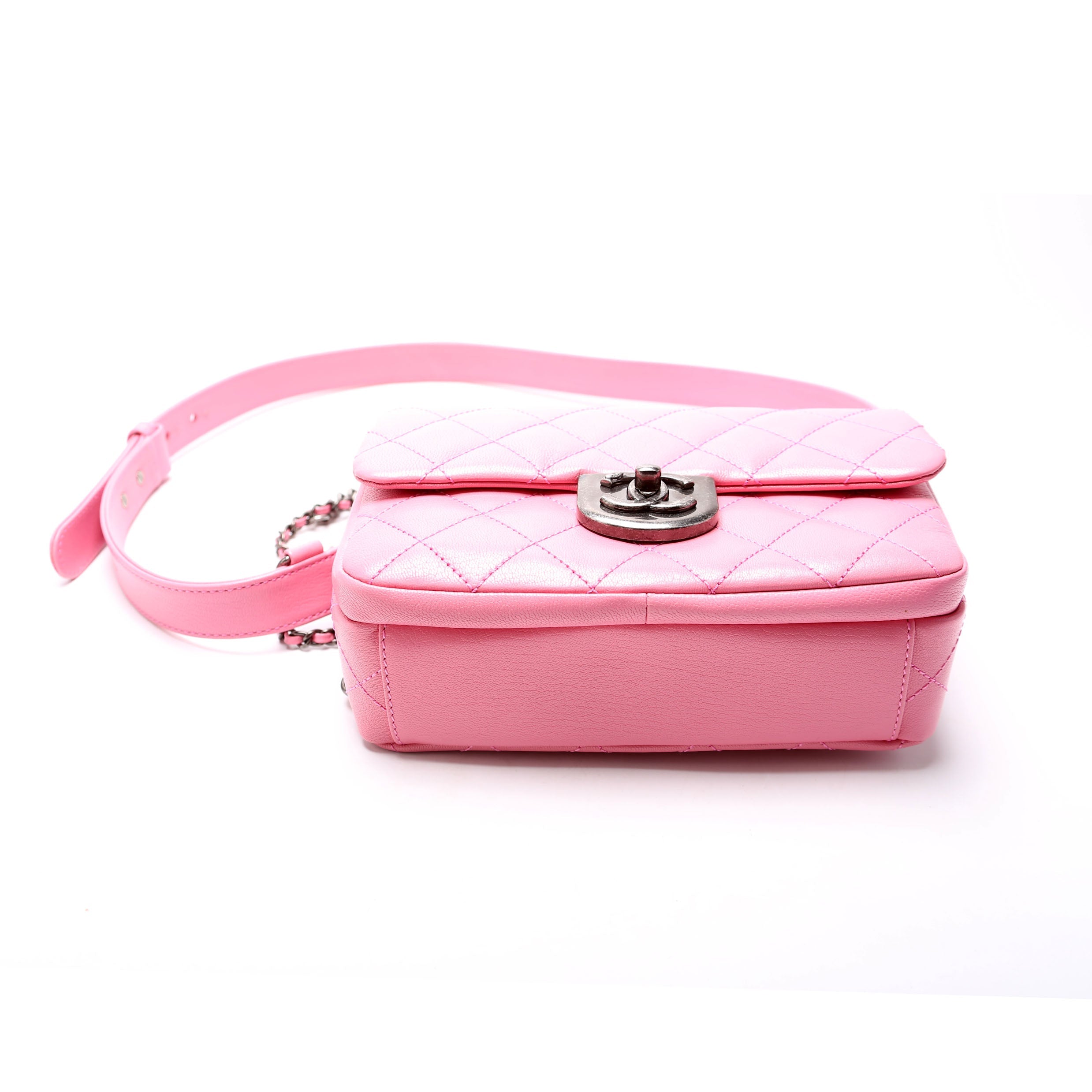 Chanel Double Carry Chain Waist 21M Goatskin Pink Bag - Image 4