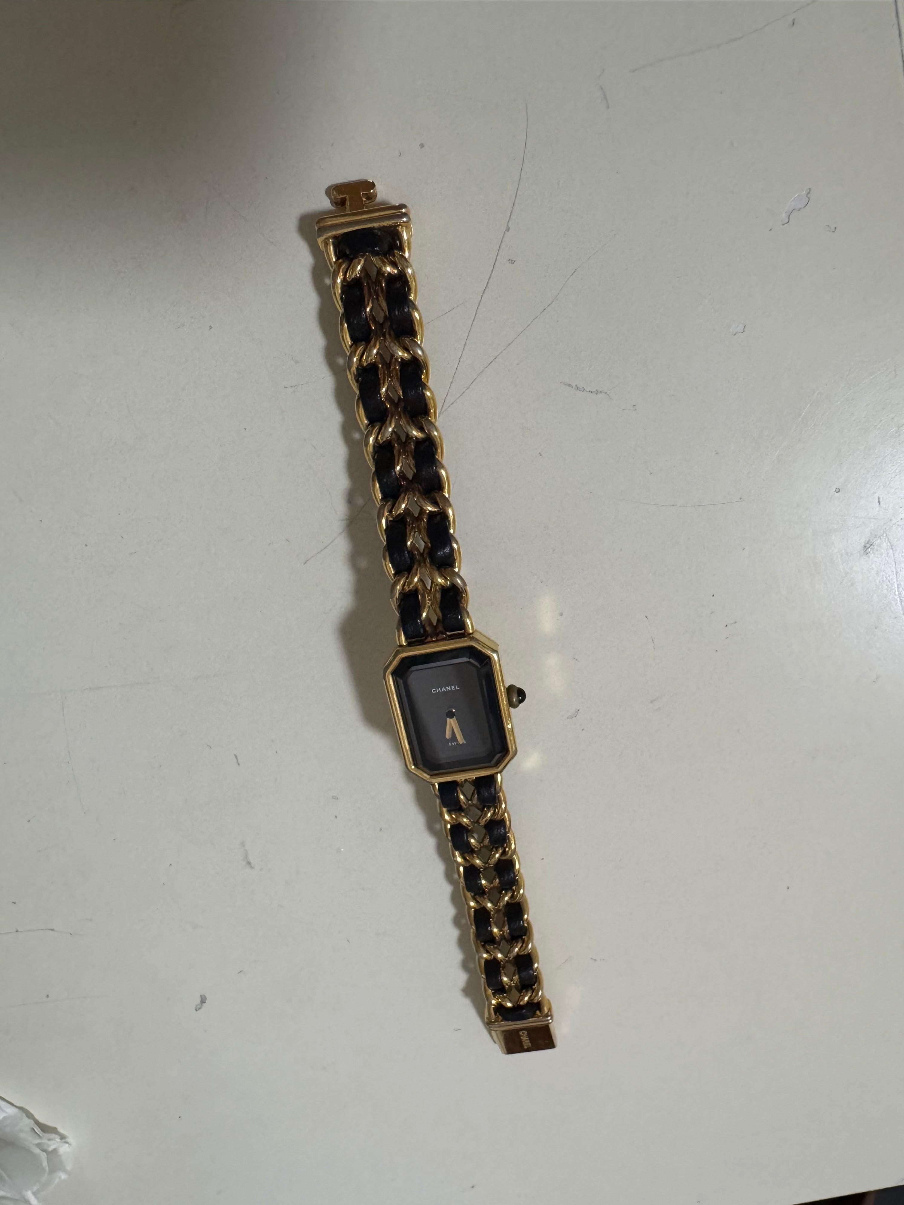 CHANEL 1987 Vintage PREMIERE Watch M Black Leather and 24KT Yellow Gold Plated - Image 3