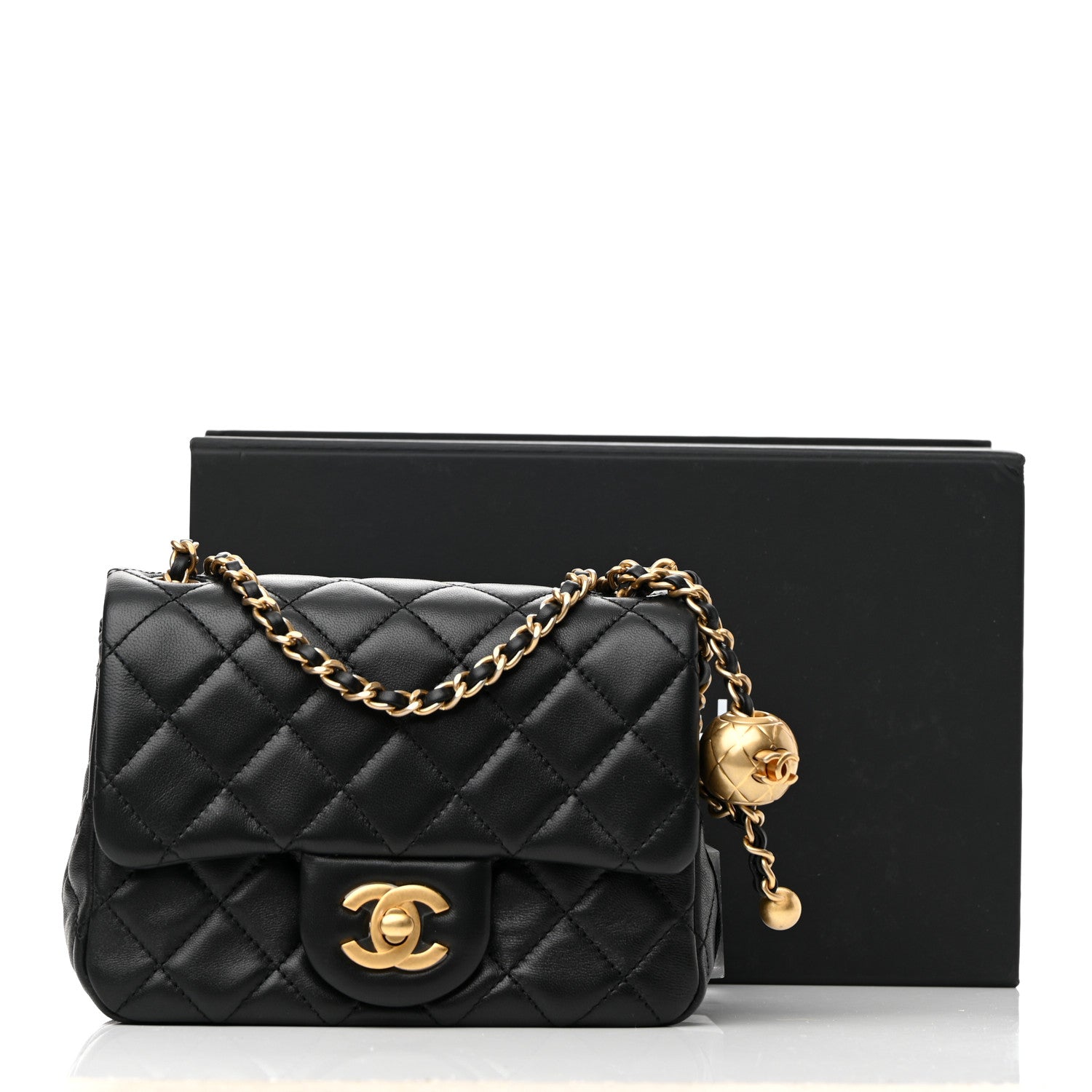 CHANEL LAMBSKIN LEATHER MINI PEARL CRUSH SQUARE FLAP BAG - Image 4