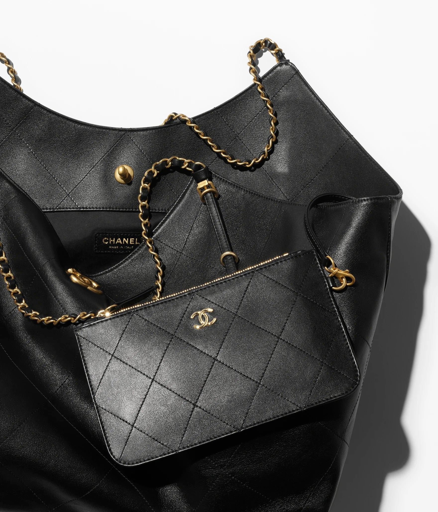 CHANEL QUILTED CALFSKIN LEATHER MAXI SHOPPING BAG - Image 3