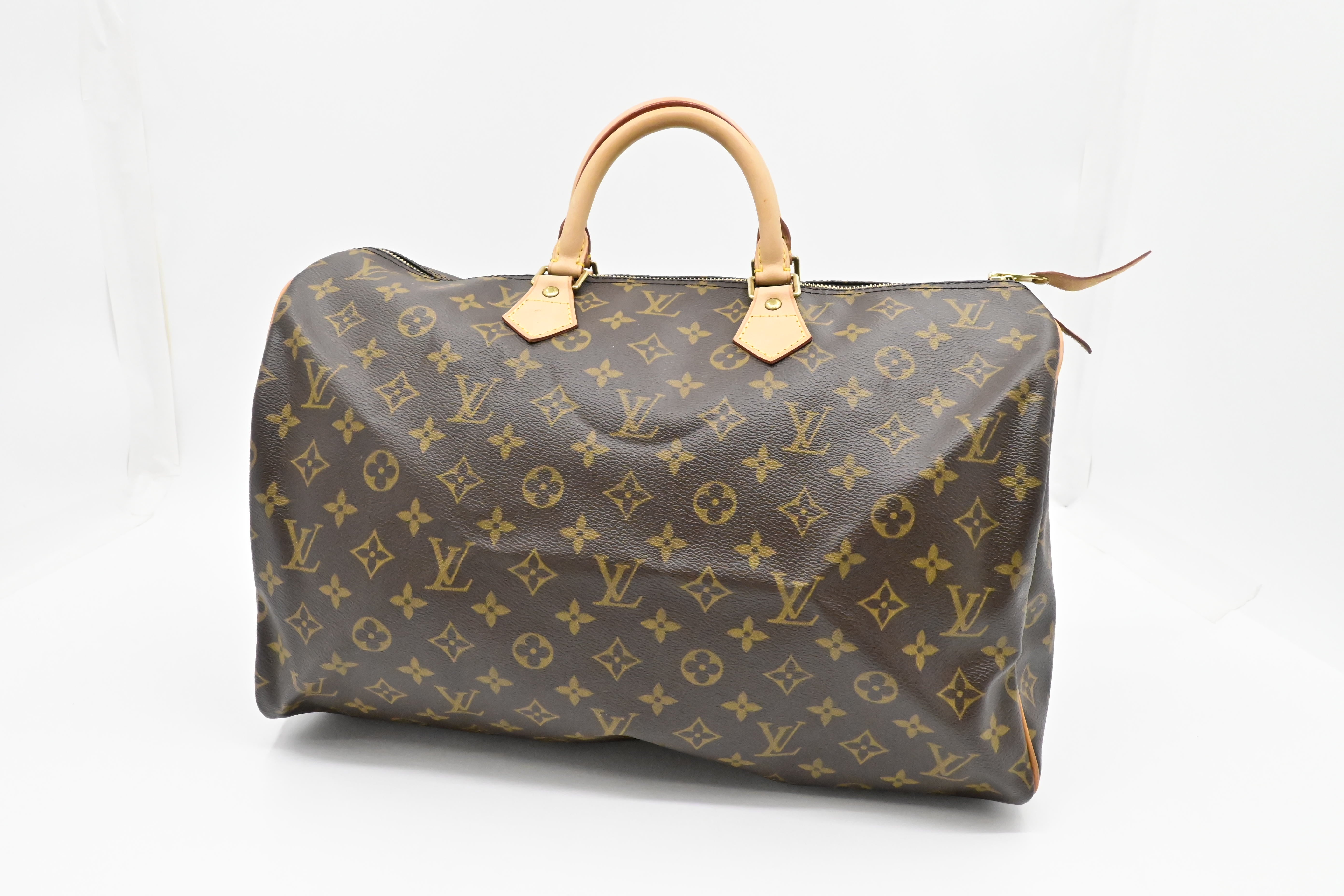 Louis Vuitton Speedy 40 in Monogram Canvas