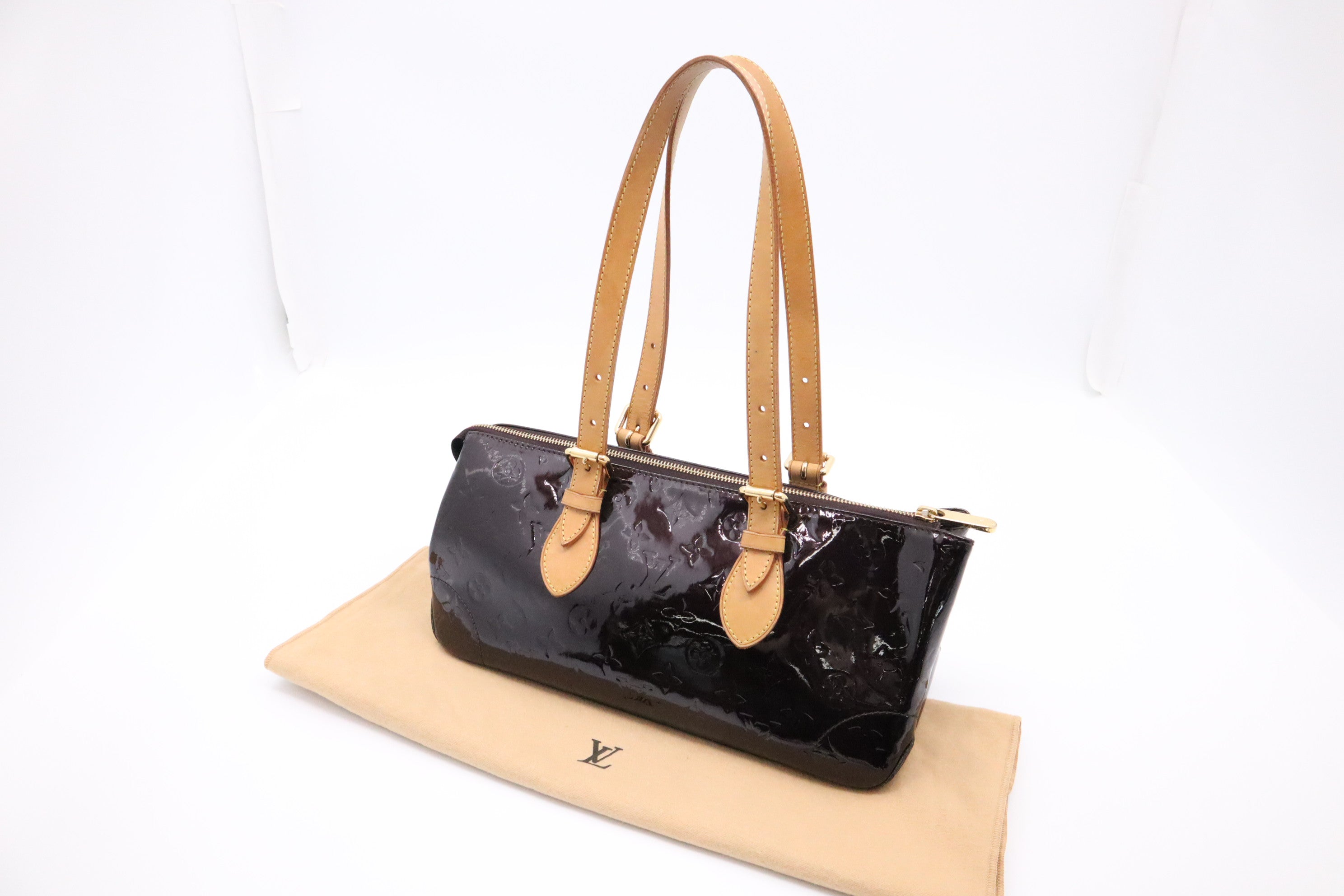 Louis Vuitton Rosewood Avenue in Amarante Vernis Leather